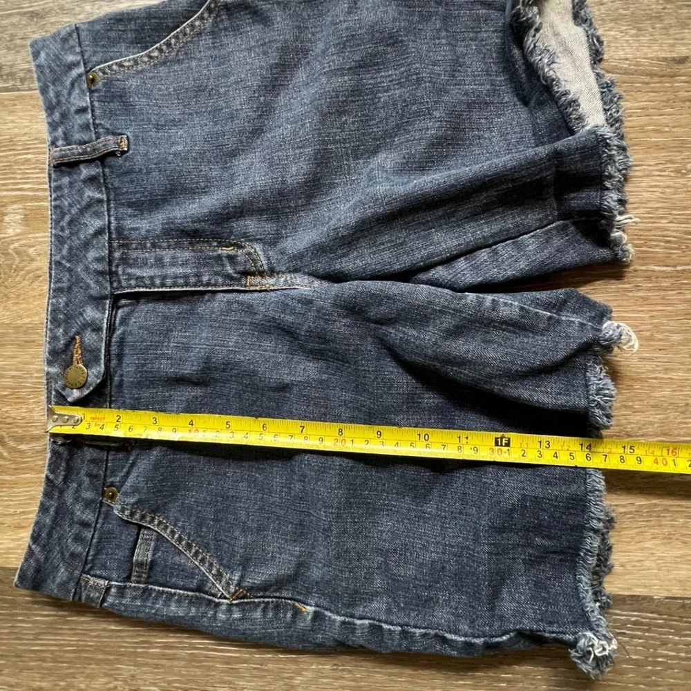 Tommy Hilfiger Denim Shorts Women 8 Blue Raw Hem Frayed Dark Wash Casual